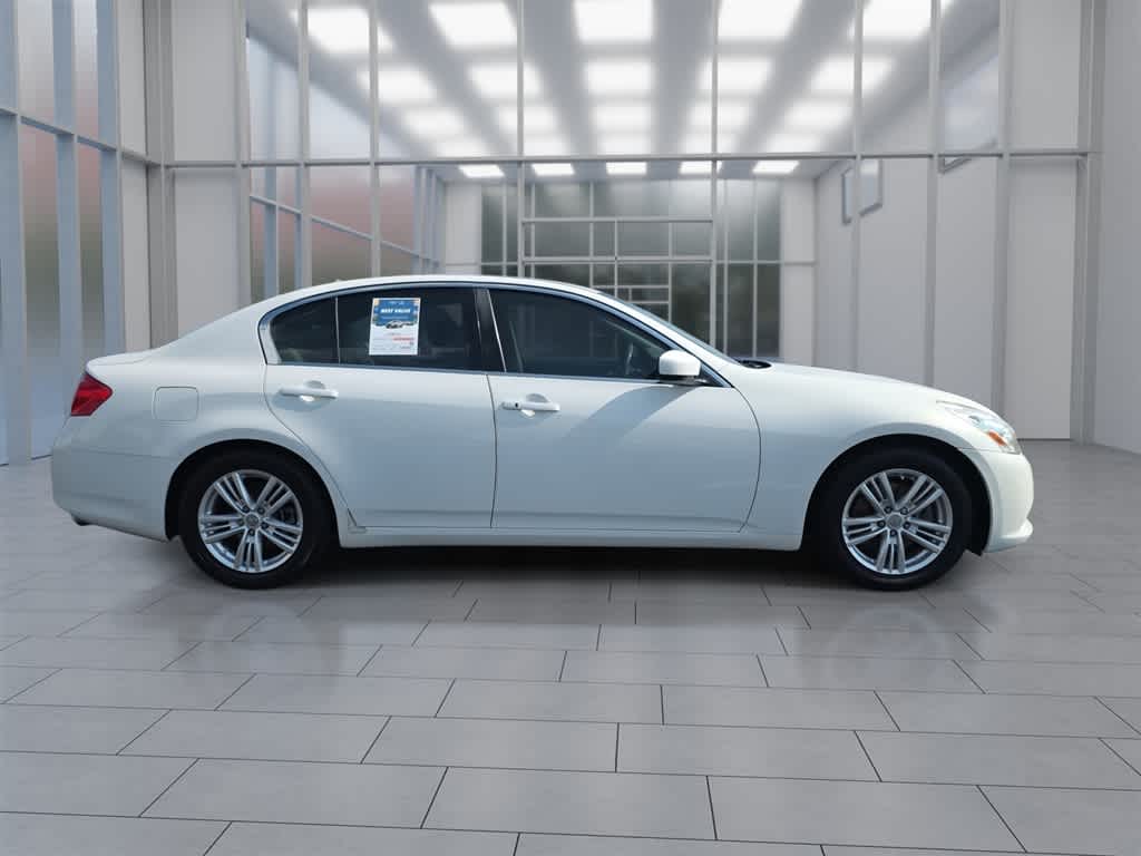 2012 INFINITI G37 Sedan Journey