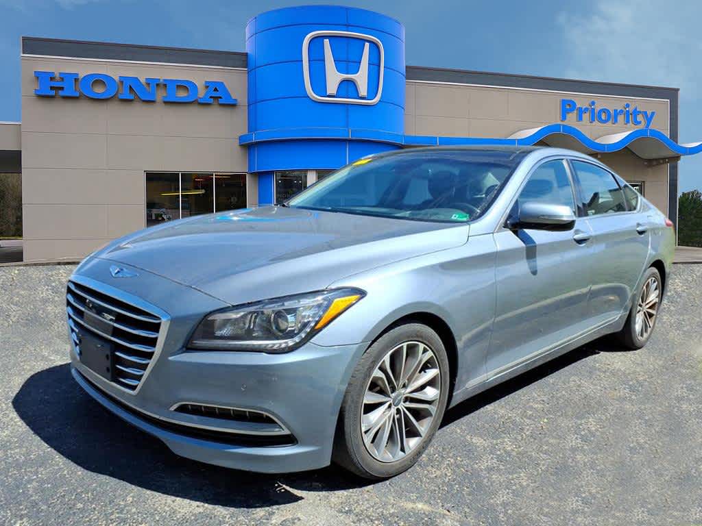 2015 Hyundai Genesis 3.8 RWD's photo