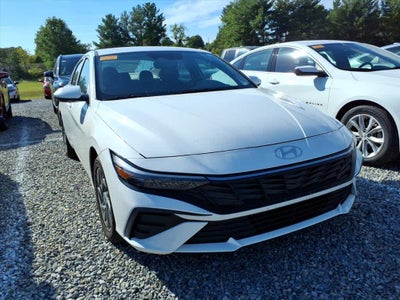2024 Hyundai Elantra SEL