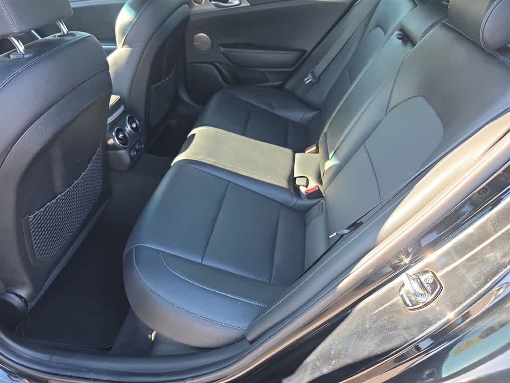 2021 Kia Stinger GT1