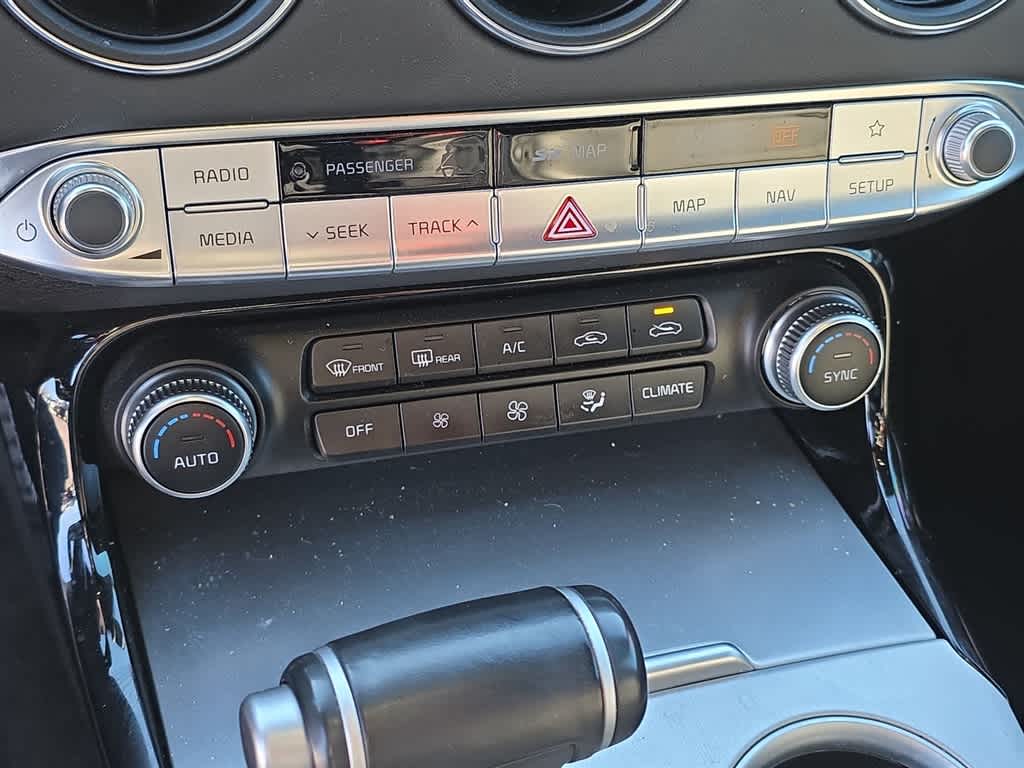 2021 Kia Stinger GT1