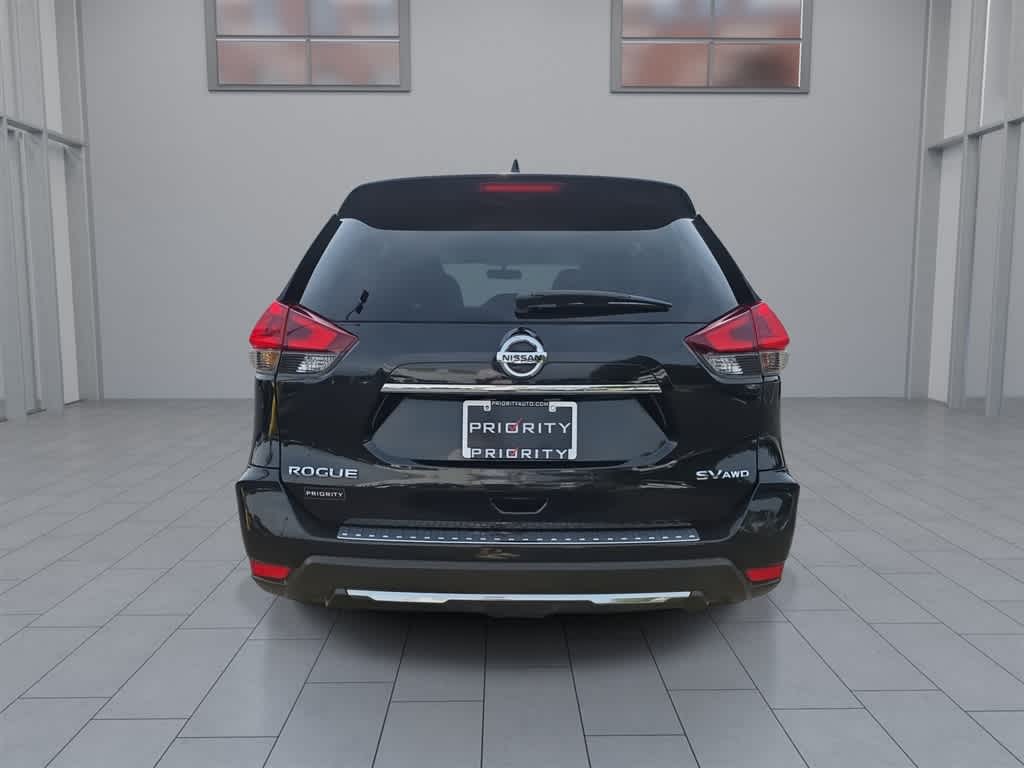 2018 Nissan Rogue SV