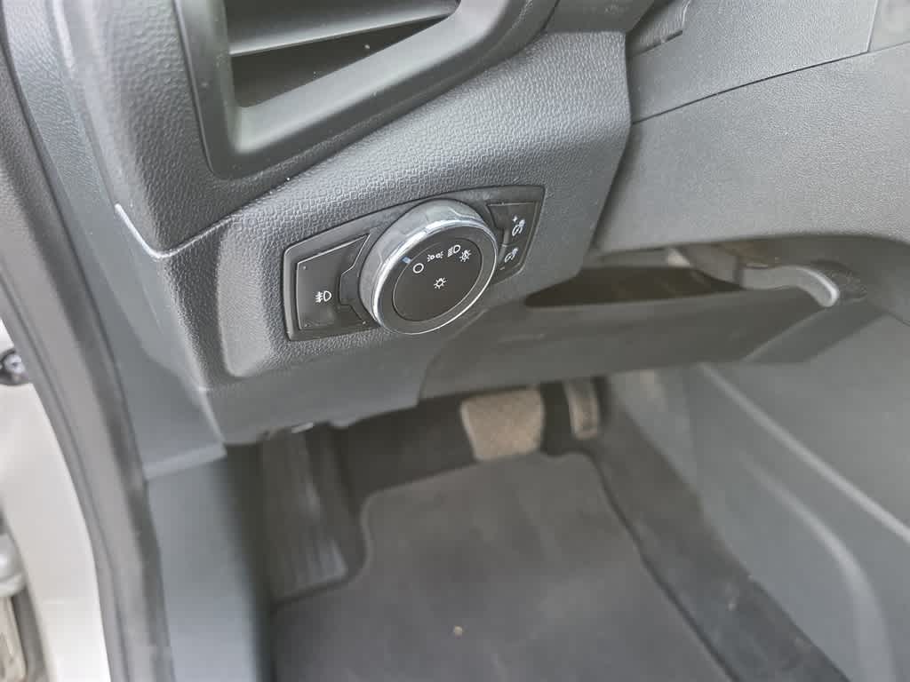 2020 Ford EcoSport SES