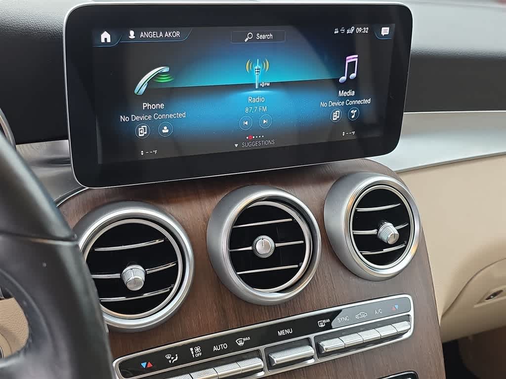 2021 Mercedes-Benz GLC 300 GLC 300
