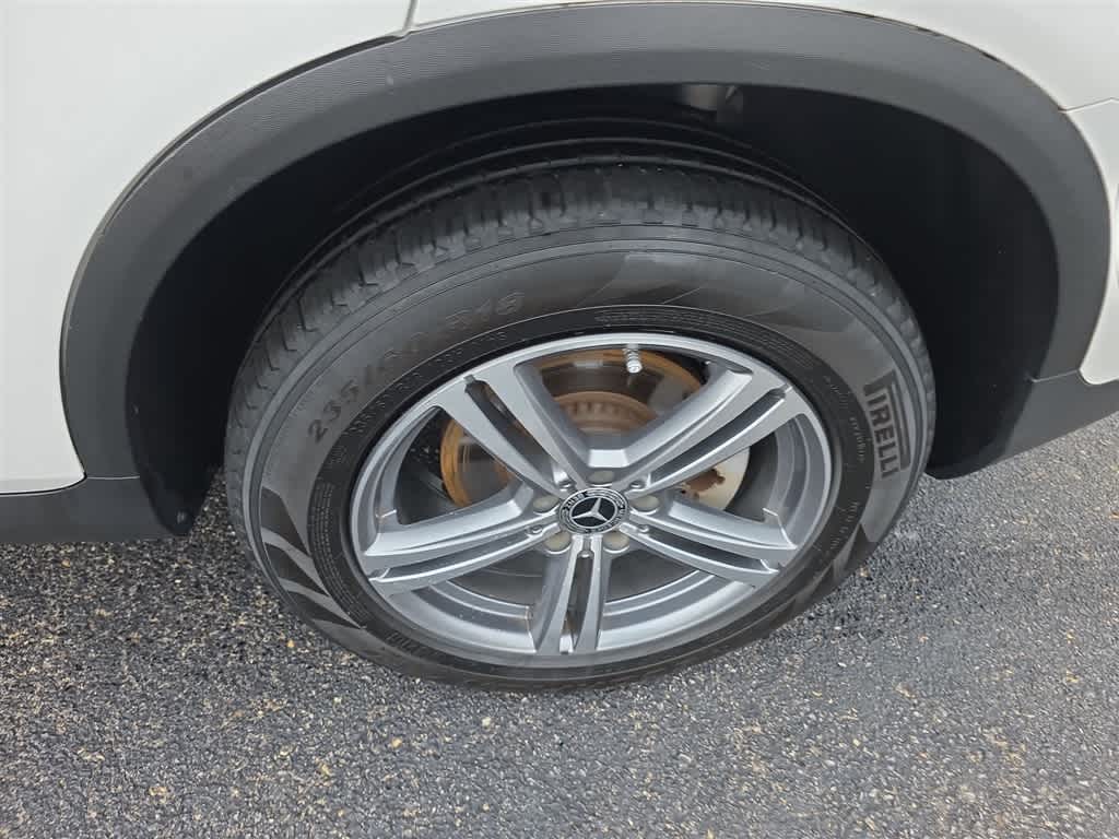 2021 Mercedes-Benz GLC 300 GLC 300