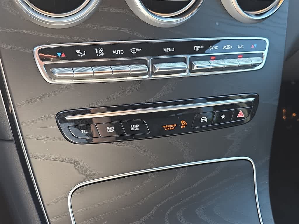 2022 Mercedes-Benz GLC 300 GLC 300