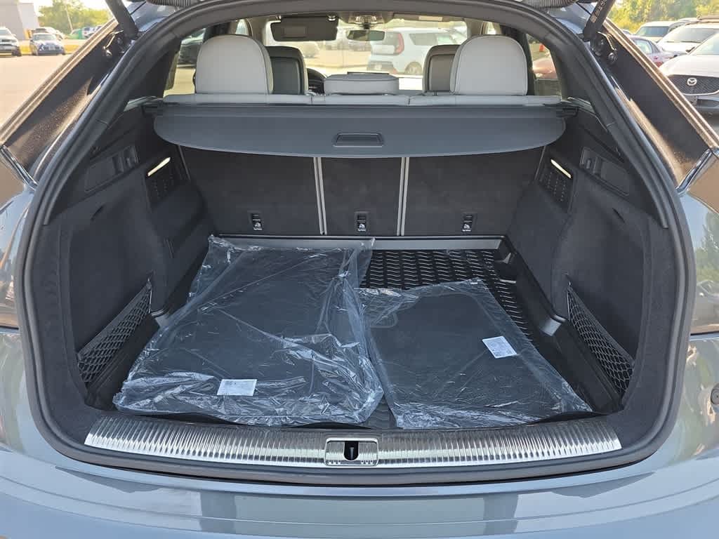 2021 Audi Q5 Sportback Prestige