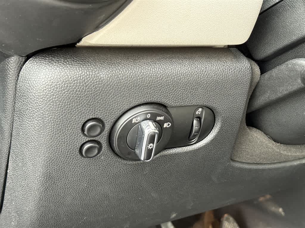 2014 MINI Hardtop Base