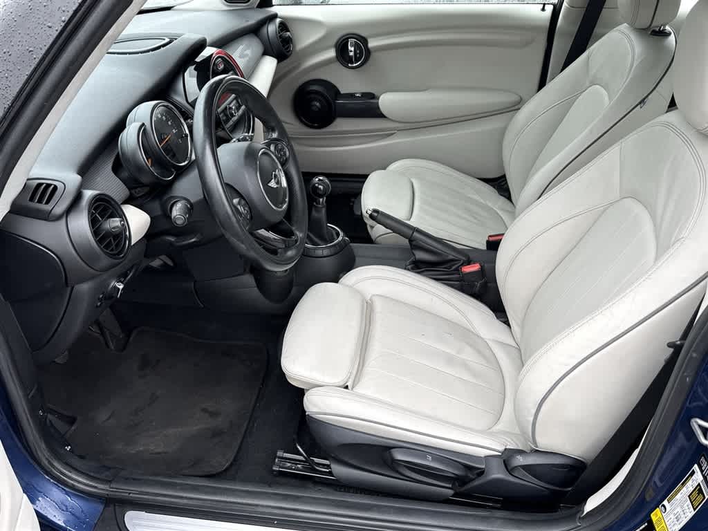 2014 MINI Hardtop Base