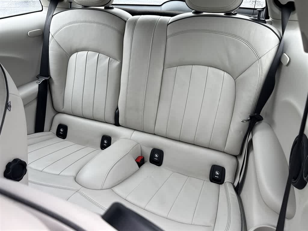 2014 MINI Hardtop Base