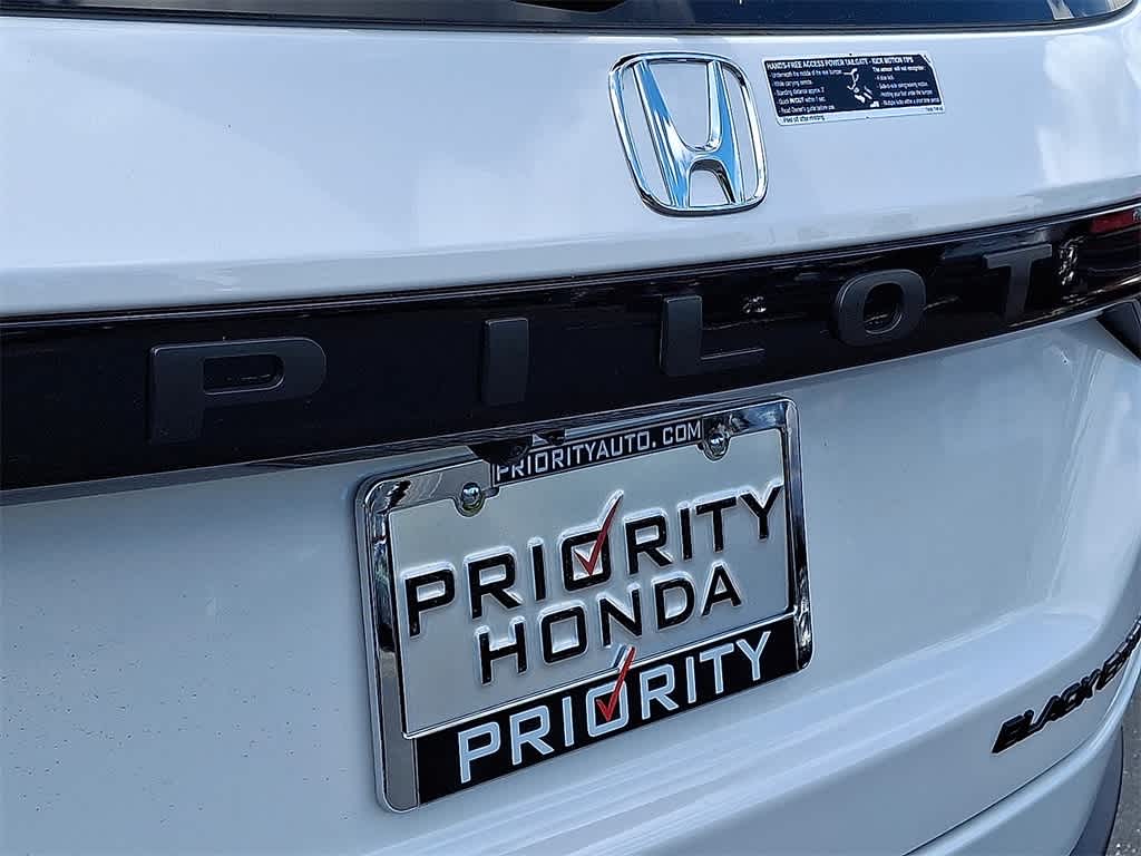 2025 Honda Pilot Black Edition
