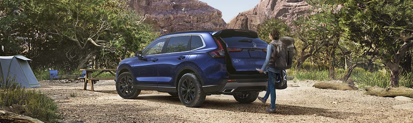 2023 CR-V models have many upscale tech features.